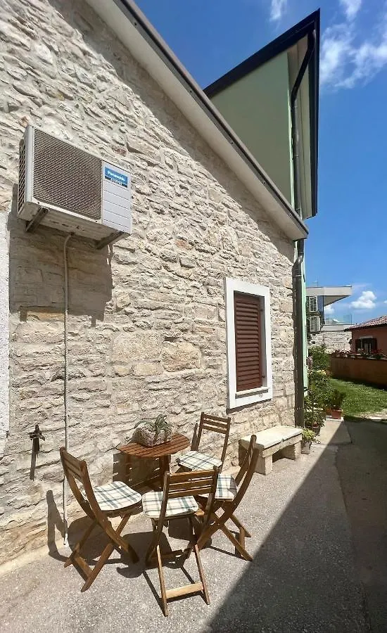 The Green House - 20M From The Beach Novigrad  Apartment Novigrad (Istria)