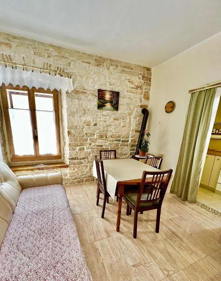The Green House - 20M From The Beach Novigrad  0*, Novigrad (Istria)