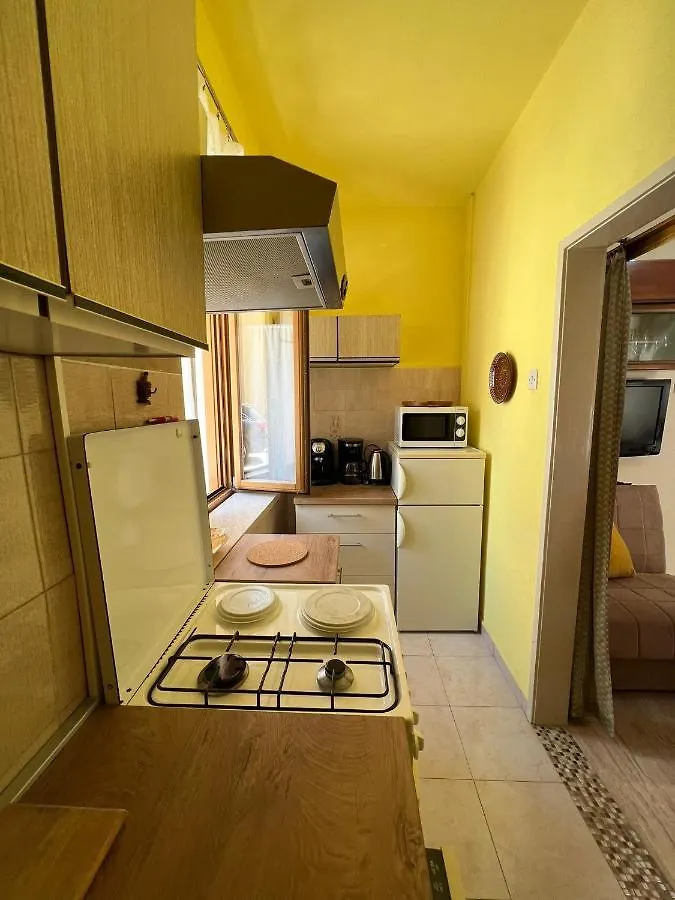 The Green House - 20M From The Beach Novigrad  Croatia